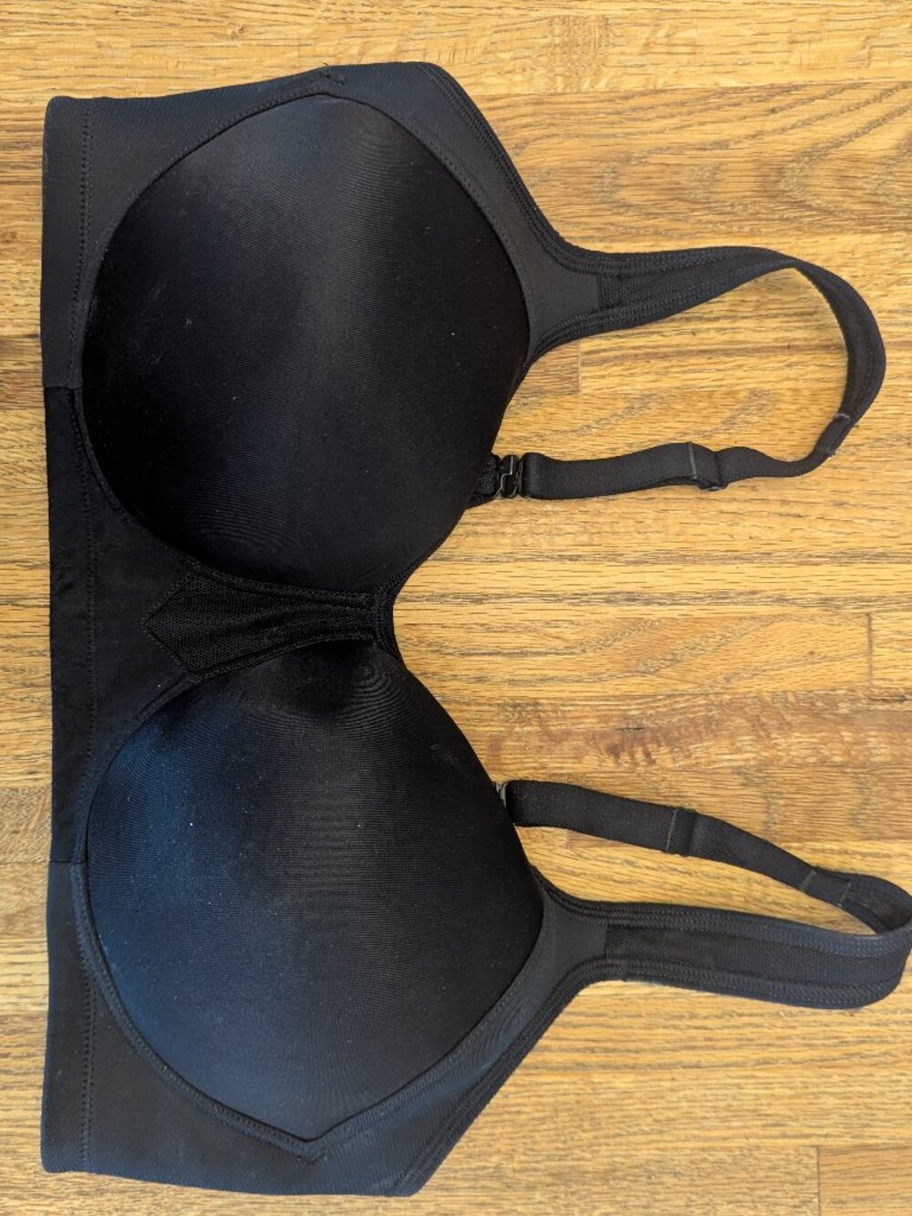 Vanity Fair Wireless Black 38D Sports and Everyday Bra